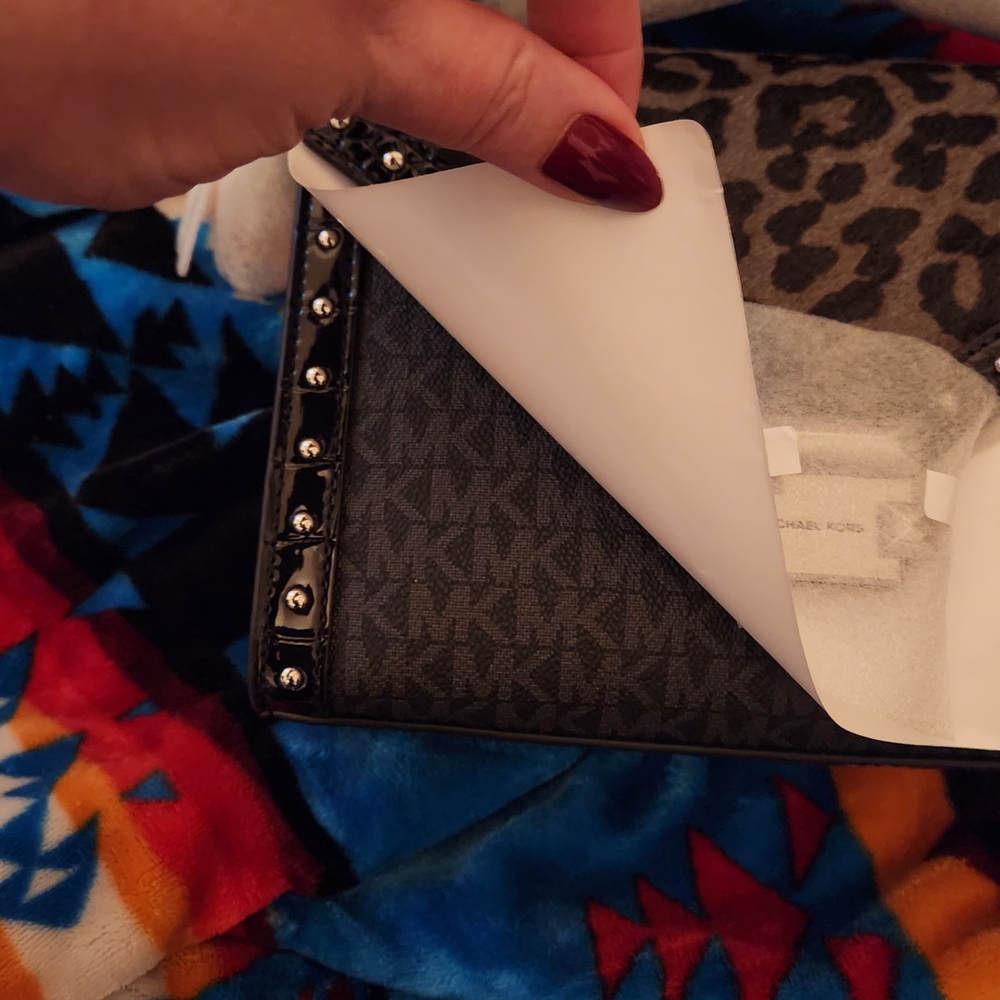 Michael Kors Black and Gray Leopard Print Shoulder Bag - Picture 2 of 8